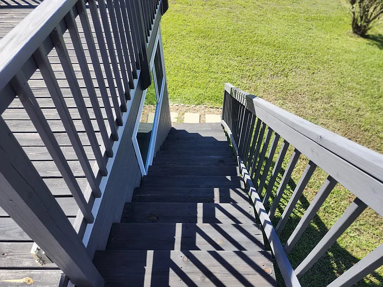 Ross Dr — Photo 5
