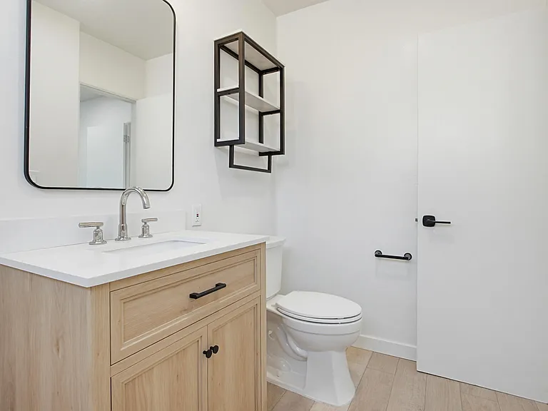 413 1/2 S Myers St #1 — Photo 3