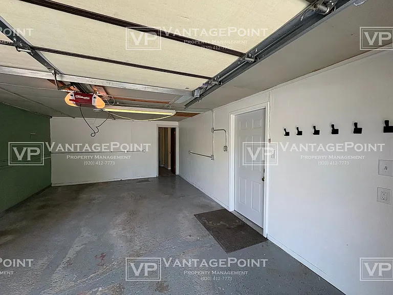 1450 Cook St — Photo 19