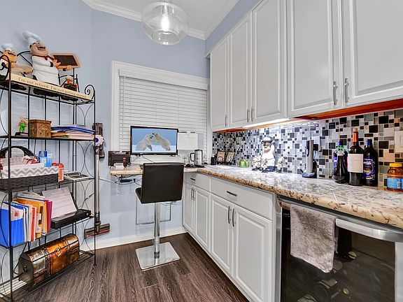 5th image of 2803 Kings Crossing Dr APT 216
