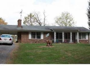 1105 Ray Loop Rd, Westfield, NC 27053