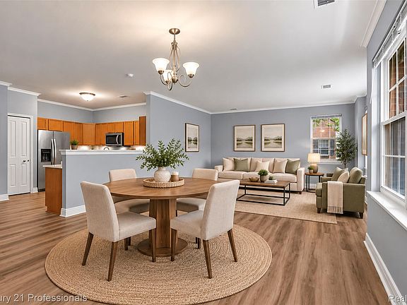3rd image of 3981 Elizabeth Ave