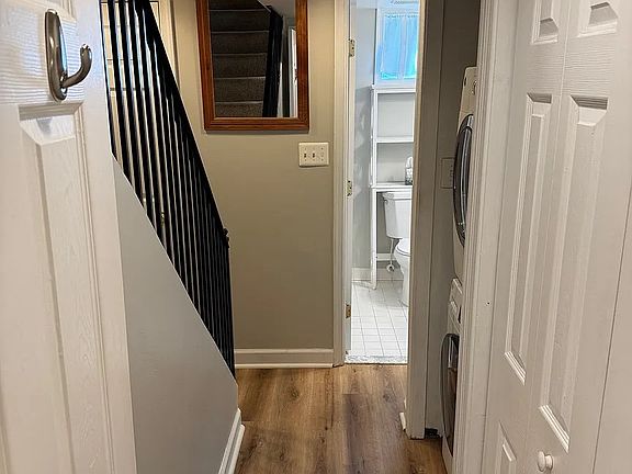 3rd image of 1701 Olive St