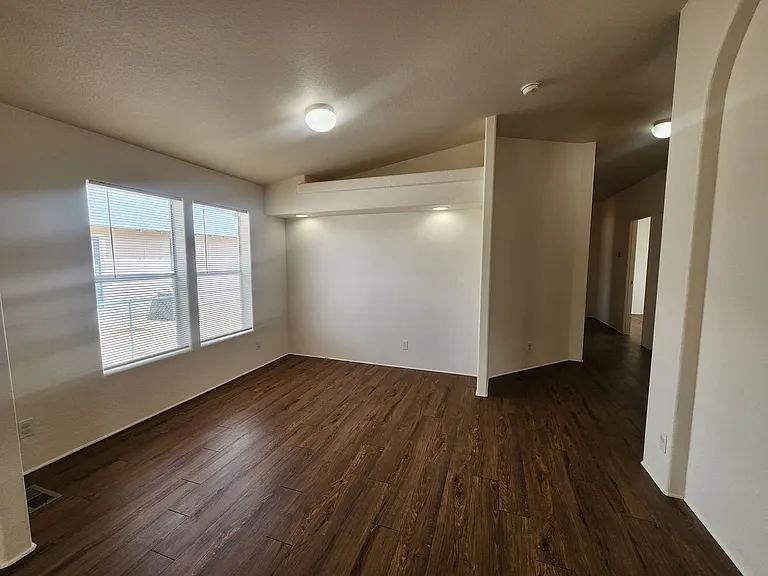6603 Star Dune Ave — Photo 4