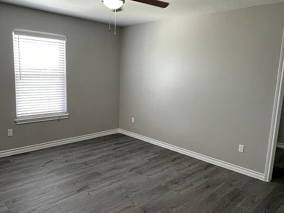 5th image of 105 Mimosa St #A105