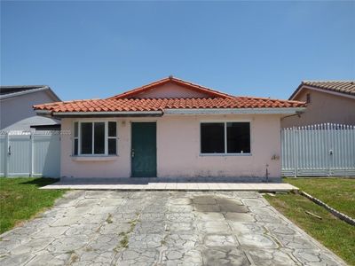 9023 NW 113th St, Hialeah Gardens, FL, 33018