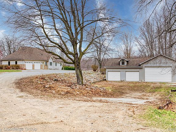 5th image of 6400 Sober Rd