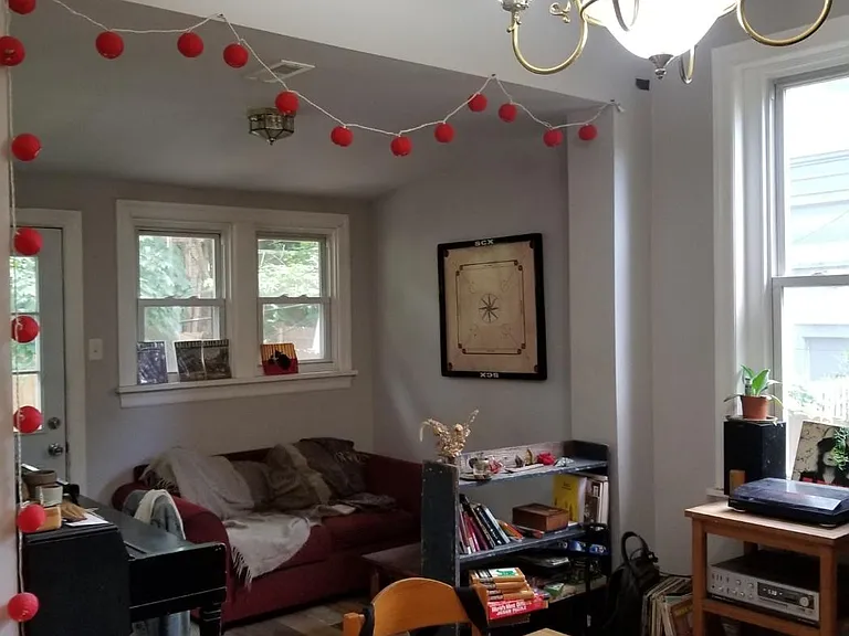 829 S Saint Bernard St #1 — Photo 2