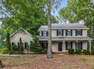 3156 Cedardale Dr, Douglasville, GA 30135