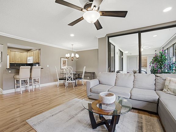 2nd image of 5475 Verona #E