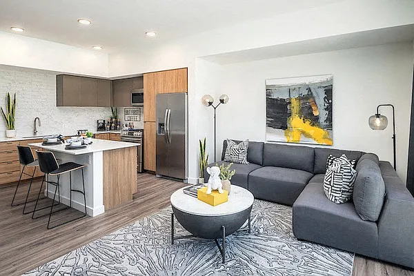 Adeline Luxury Living — Photo 23