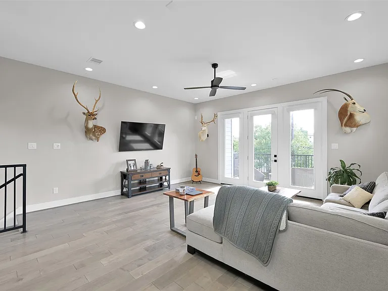 2103 Bevis St — Photo 13