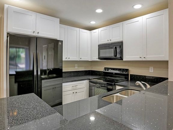 2nd image of 25019 Peachland Ave Unit 234