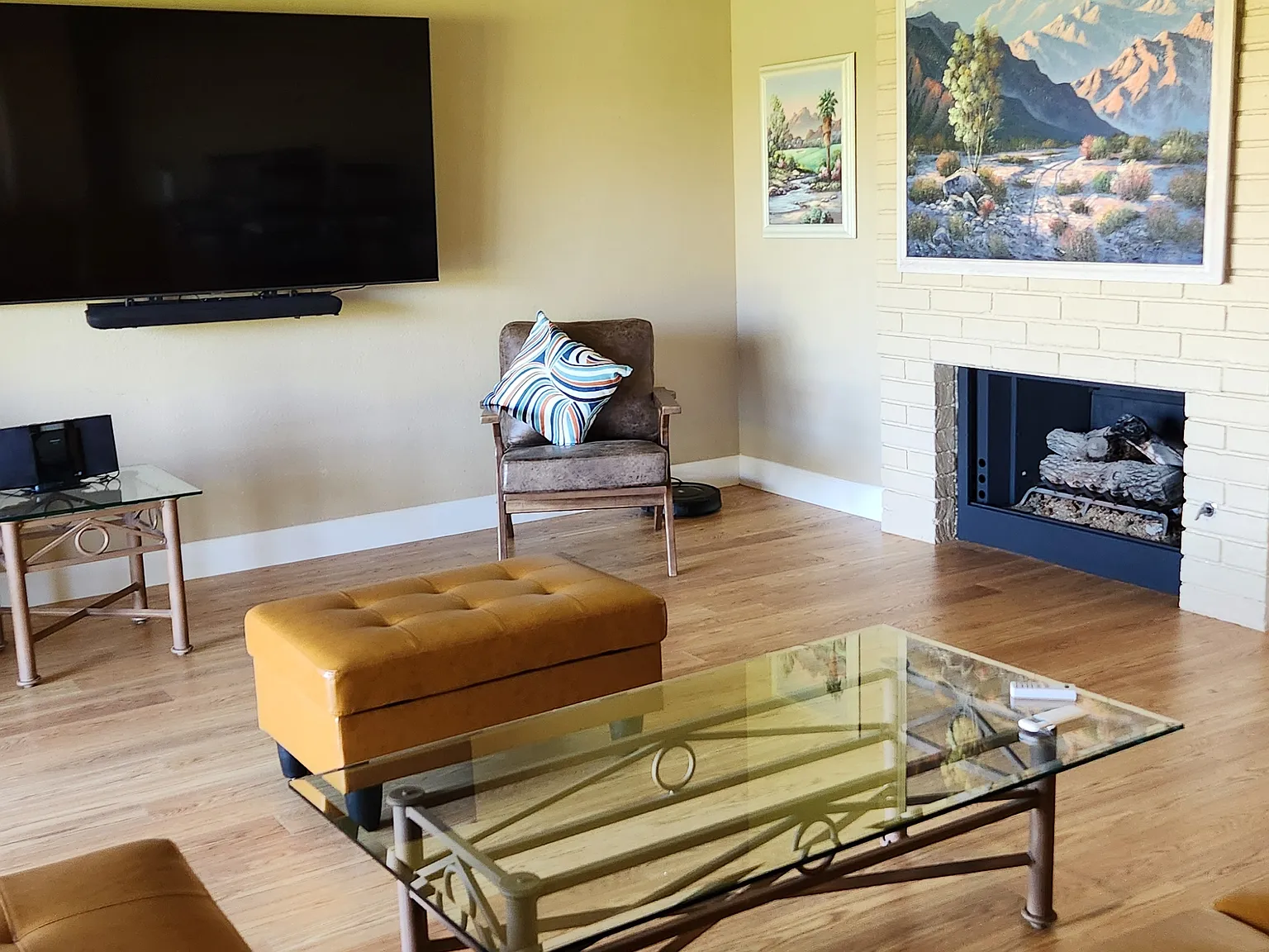 3 bed, 1851 sqft, $3,600 — Photo 1