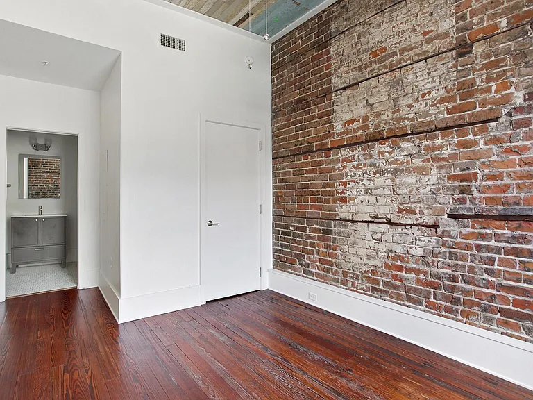 108 W Broughton St #2A — Photo 2