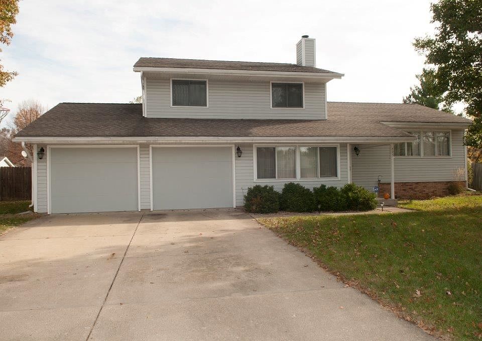 1st image of 725 Paradise Ave