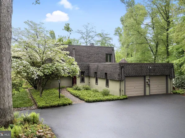 4025 Branches Ln, Doylestown, PA 18902