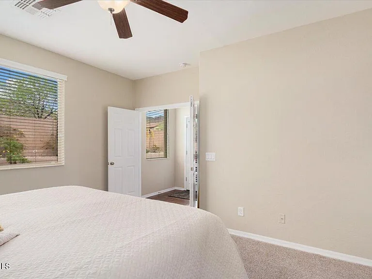 5412 W Fetlock Trl — Photo 15