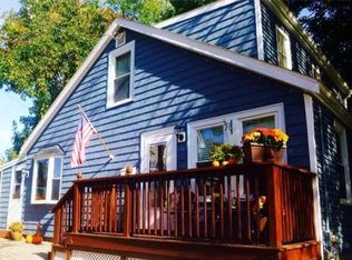 16 Lakeside Ave, Quincy, MA 02169