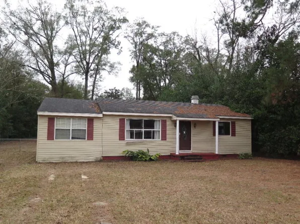 183 Durham St SW, Baconton, GA 31716