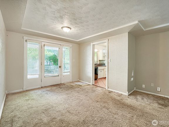 3rd image of 7017 S Bell Street