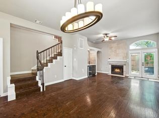 9128 Cumberland Dr, Irving, TX 75063