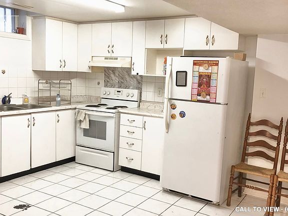 4th image of 52 Pennsylvania Ave #2