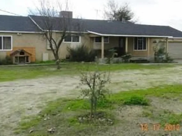 12665 W Sunset Dr, Livingston, CA 95334