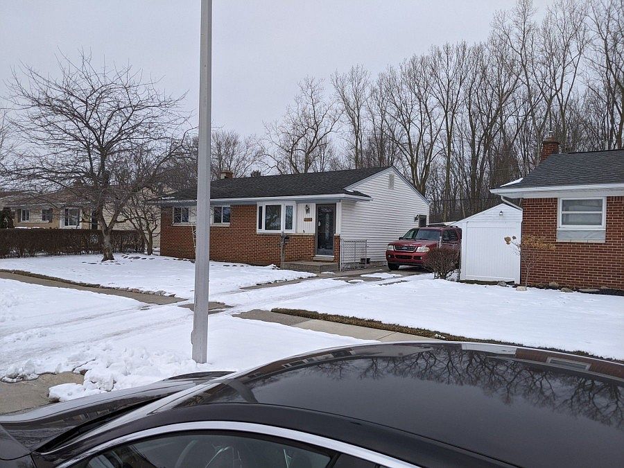 2nd image of 22442 Silver Creek Ln