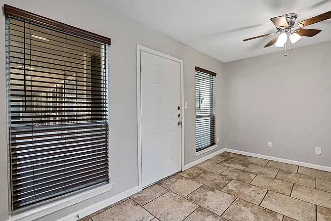 Sage Creek Apartments — Photo 37