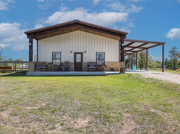 4500 Gibbs Ln, Caldwell, TX 77836