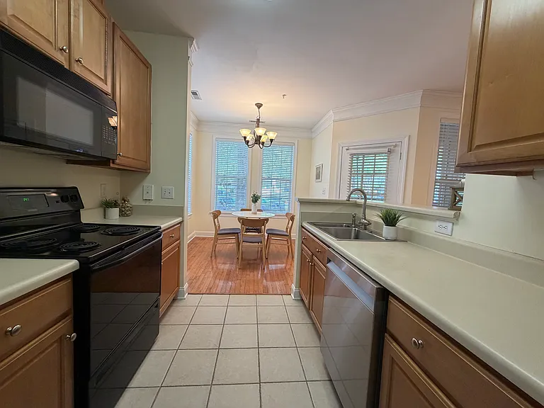 312 Providence Glen Dr #312 — Photo 6