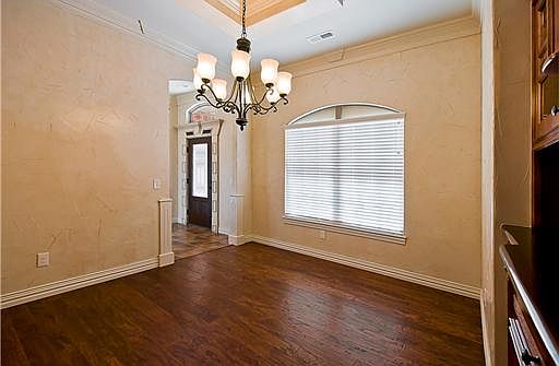 4th image of 2606 SW Windy Way Ct