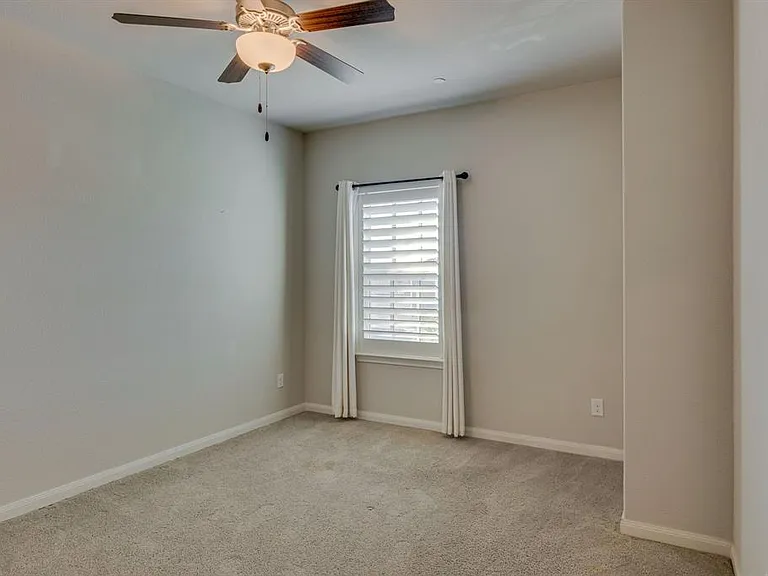 8736 Madrid St — Photo 32