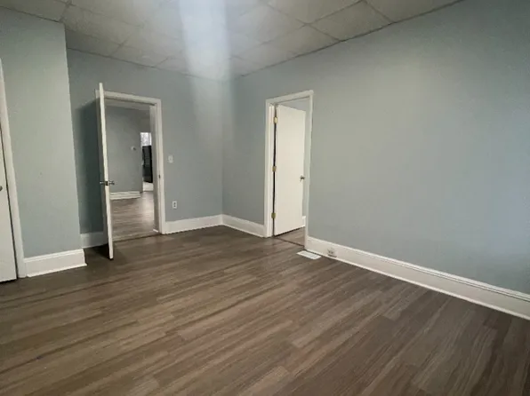 424 Martin Luther King Dr #2, Jersey City, NJ 07304