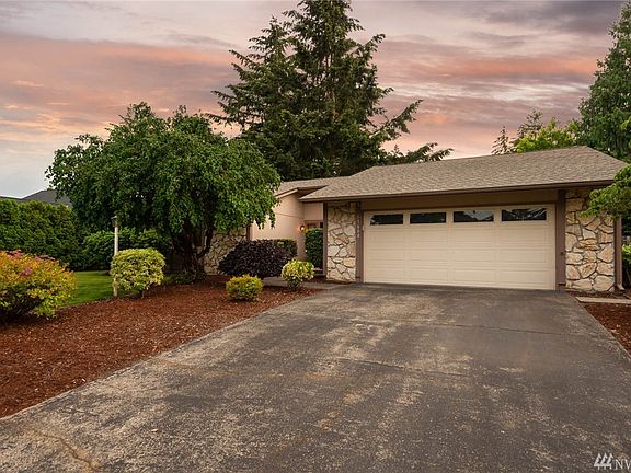 2nd image of 11608 55th Ave SW