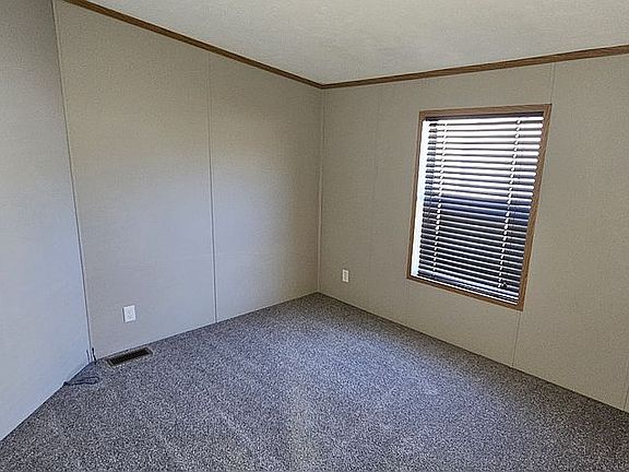 Office attached to mb