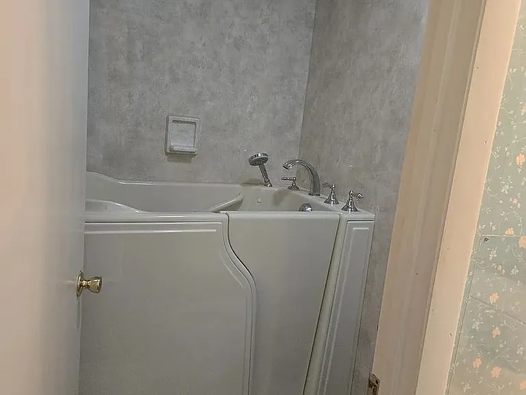3046 Laurel Springs Dr — Photo 29