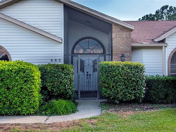 5th image of 682 E Epsom Ct