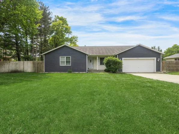 50555 Ironwood Rd, Granger, IN 46530