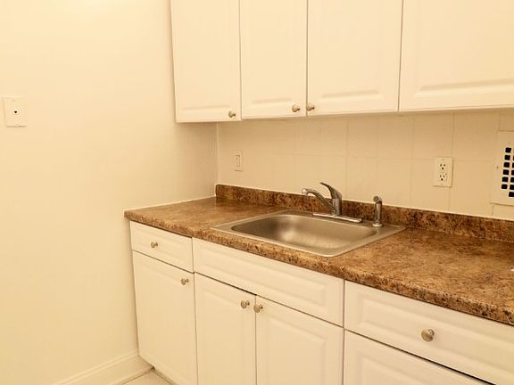 4th image of 111 N 3rd Ave APT 7O