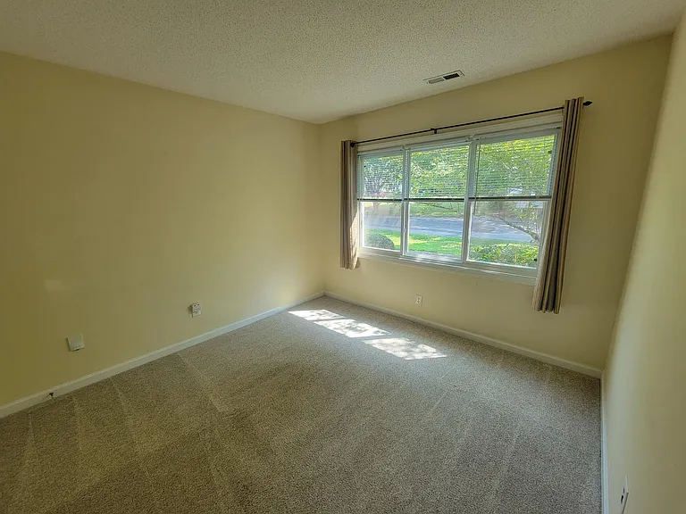4200 Pin Oak Dr — Photo 22