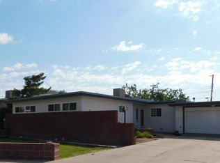 1202 N Carlton Ave, Farmington, NM 87401