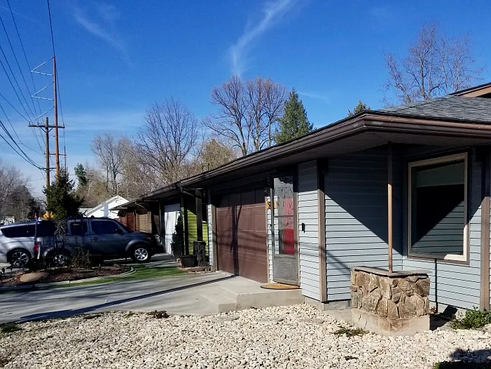 510 S Phillippi St — Photo 24