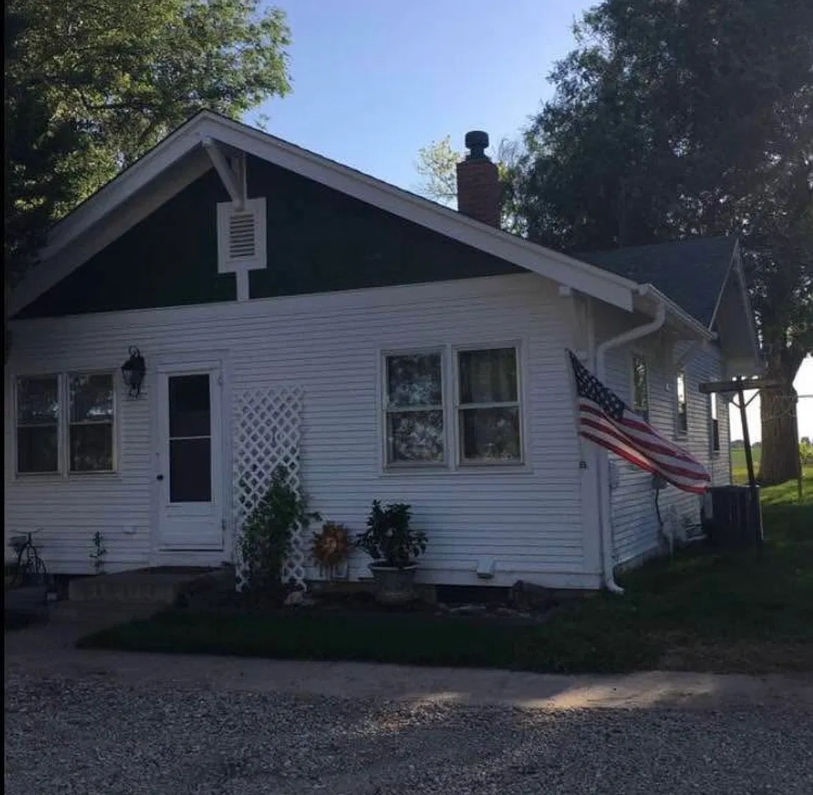 2 bed, 950 sqft, $2,275 — Photo 1