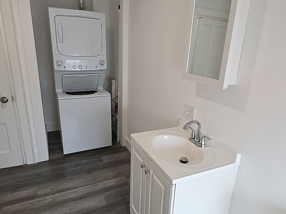 4th image of 63 South St #302