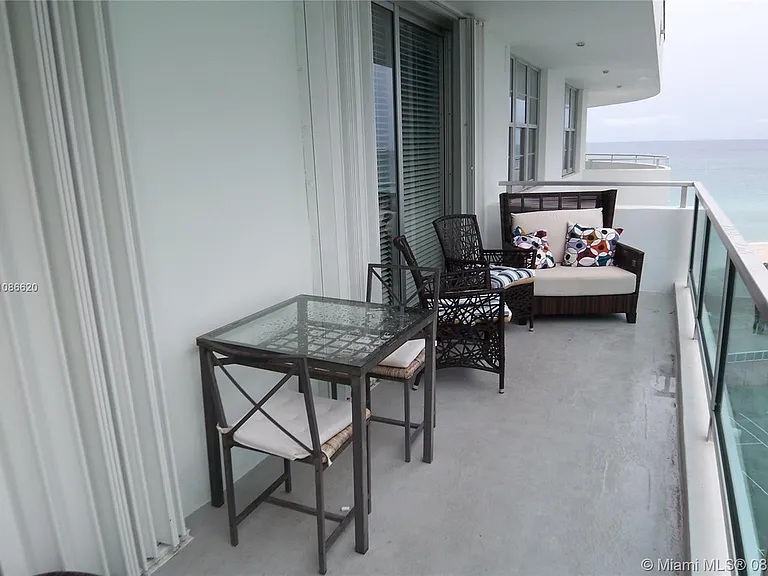 5151 Collins Ave #1030 — Photo 22