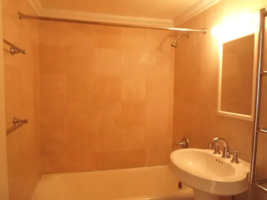 Sold by Manhattan Network Inc. | media 10