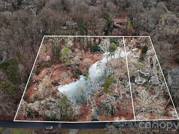 4th image of 440 Bubbling Well Rd