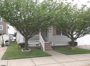 1352 Simpson Ave, Ocean City, NJ 08226